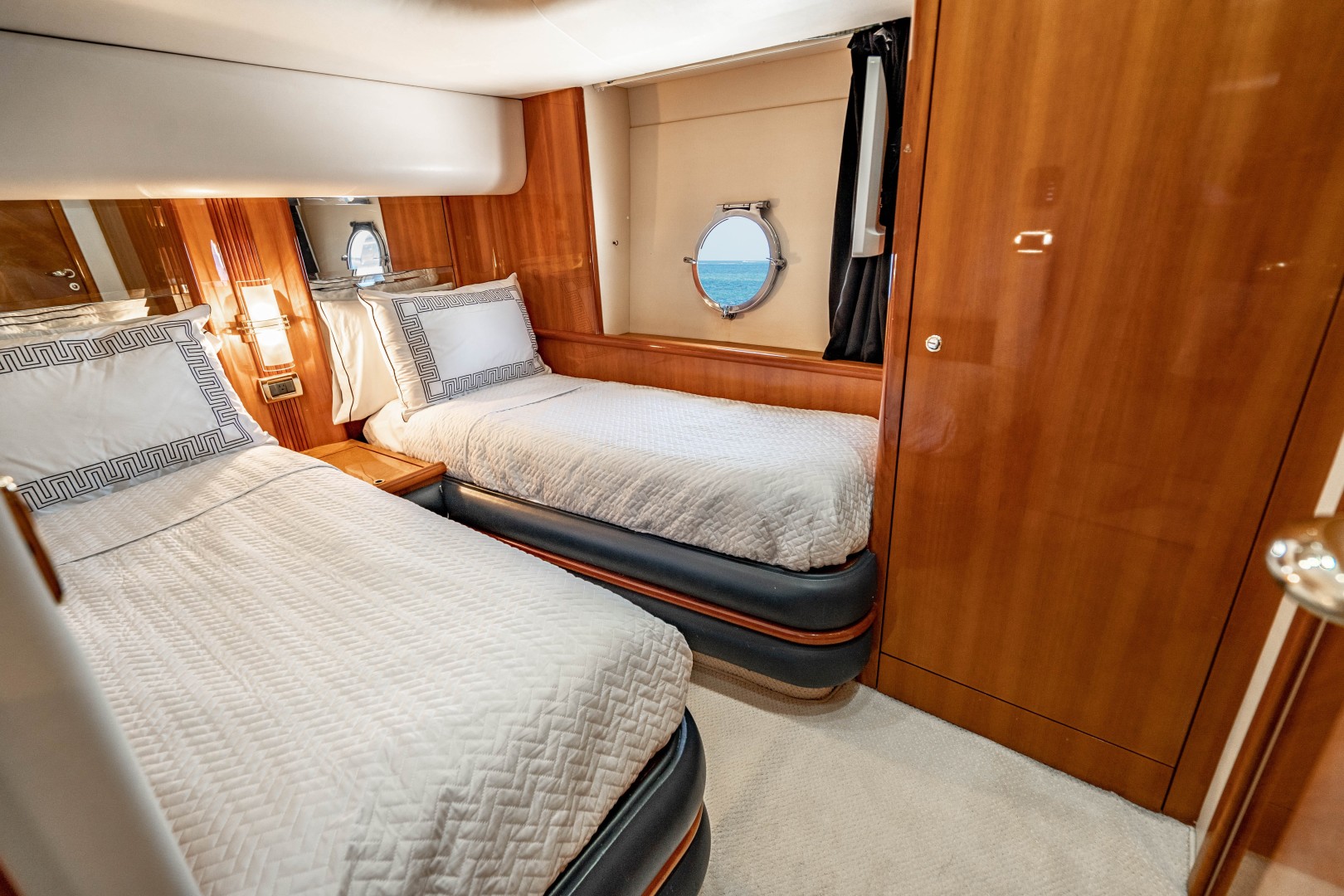Azimut 68 - Forever - Guest Stateroom