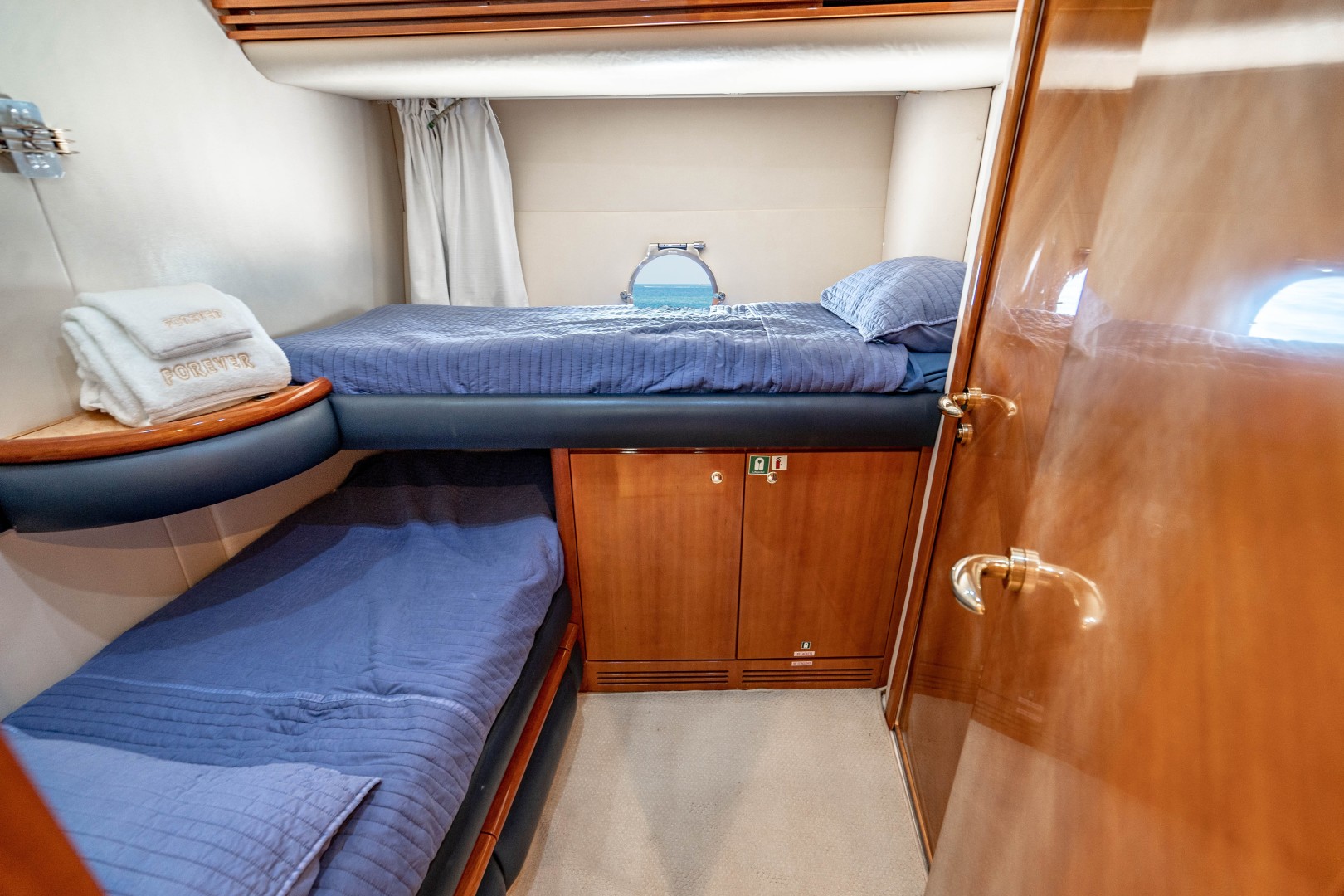 Azimut 68 - Forever - Guest Stateroom