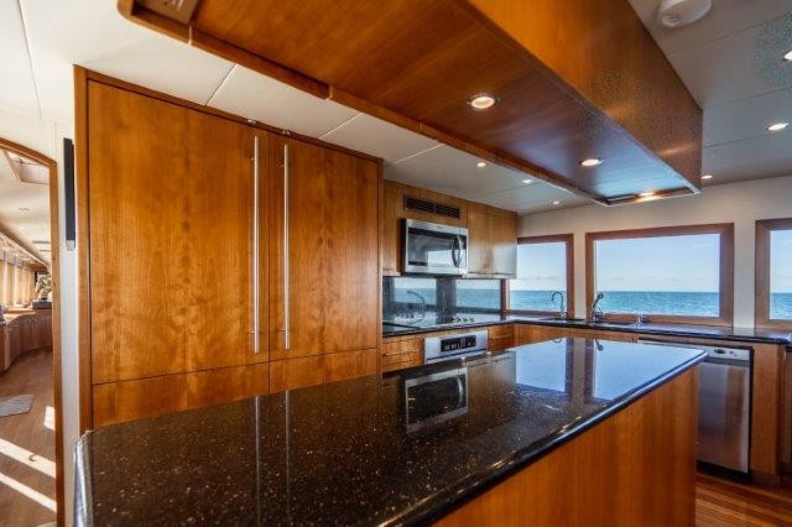 Hatteras 100 - Galley