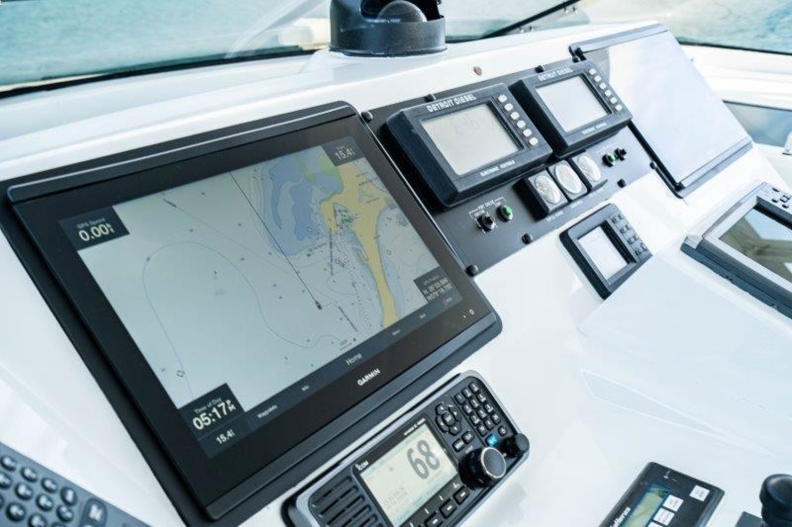 Hatteras 100 - Flybridge