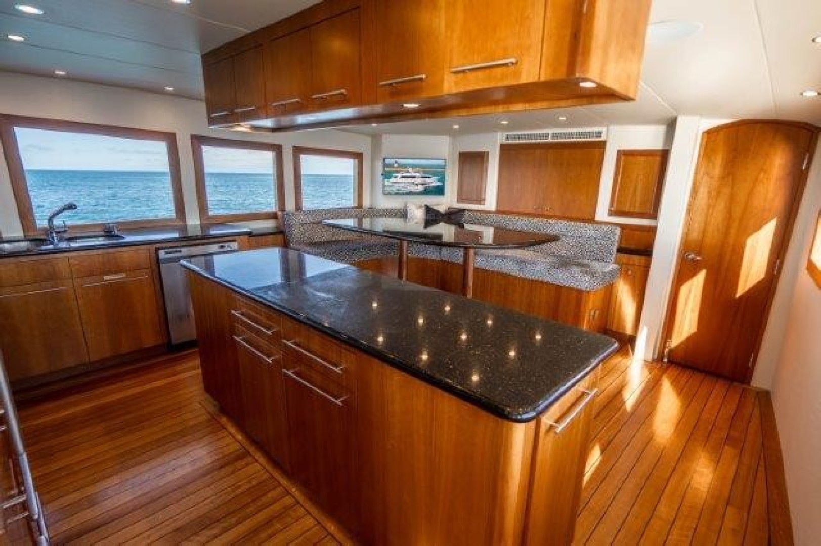 Hatteras 100 - Galley