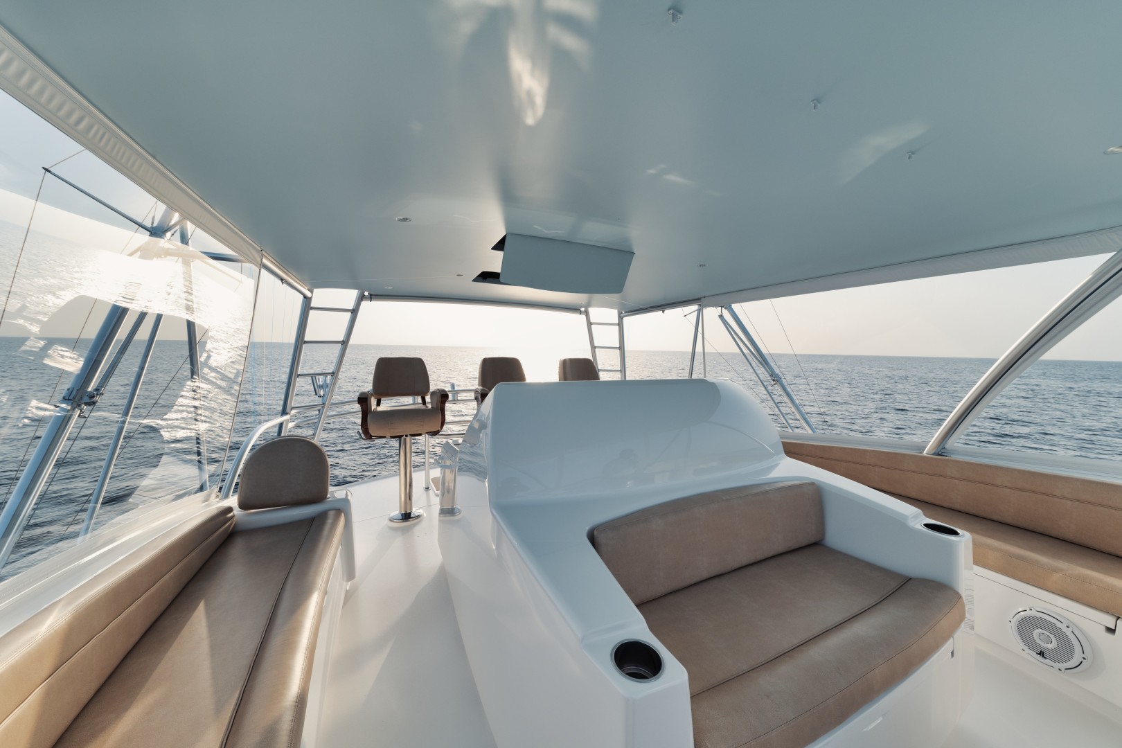 Viking 68 - Whirlwind - Flybridge
