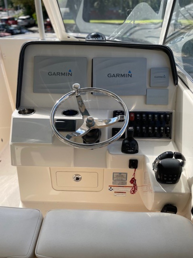 Grady White 32 - Ardea - Helm