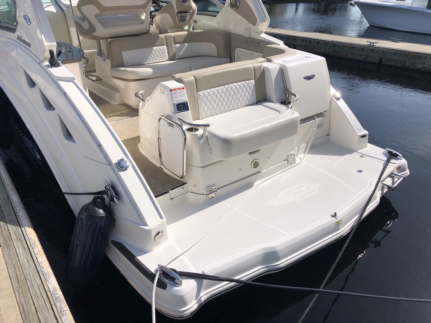 2014 Chaparral 310 signature