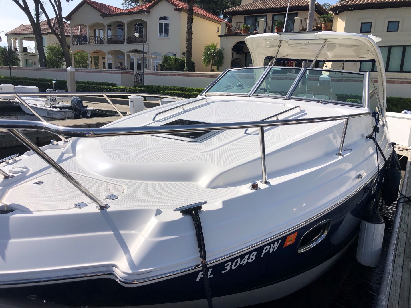 Chaparral 31- C-Scape - Deck