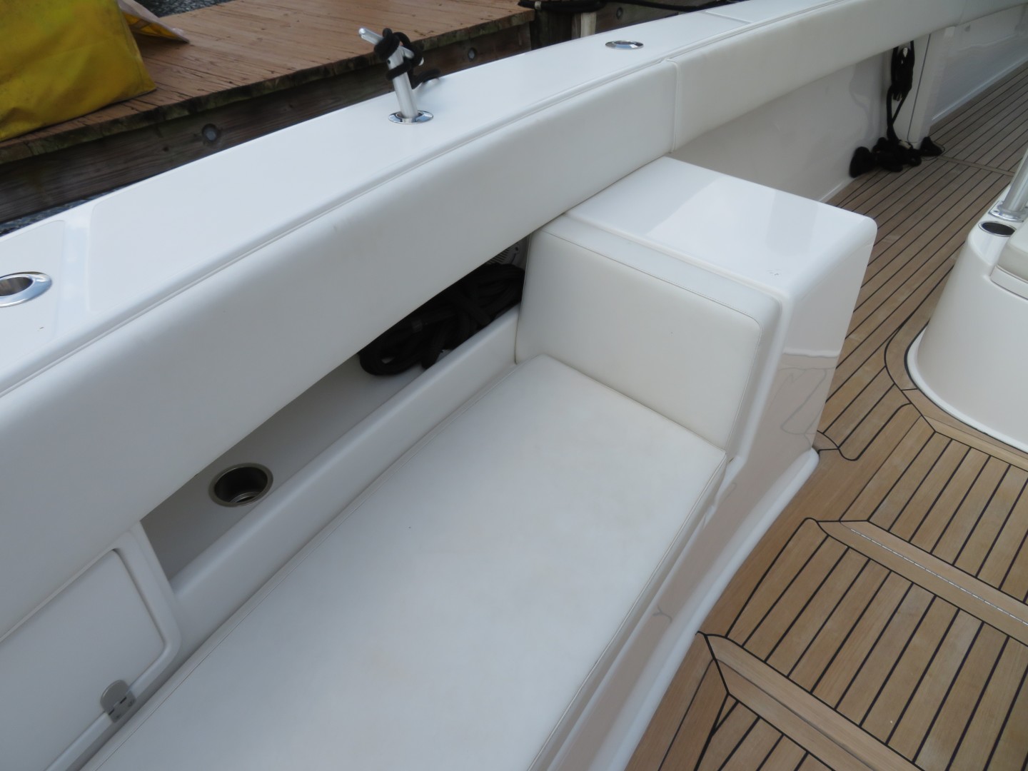 Venture 39 Boogie Man - forward seating