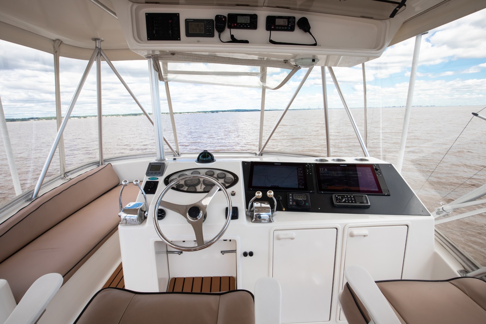 Ocean Yachts 40 - Top Shot - Tower Helm