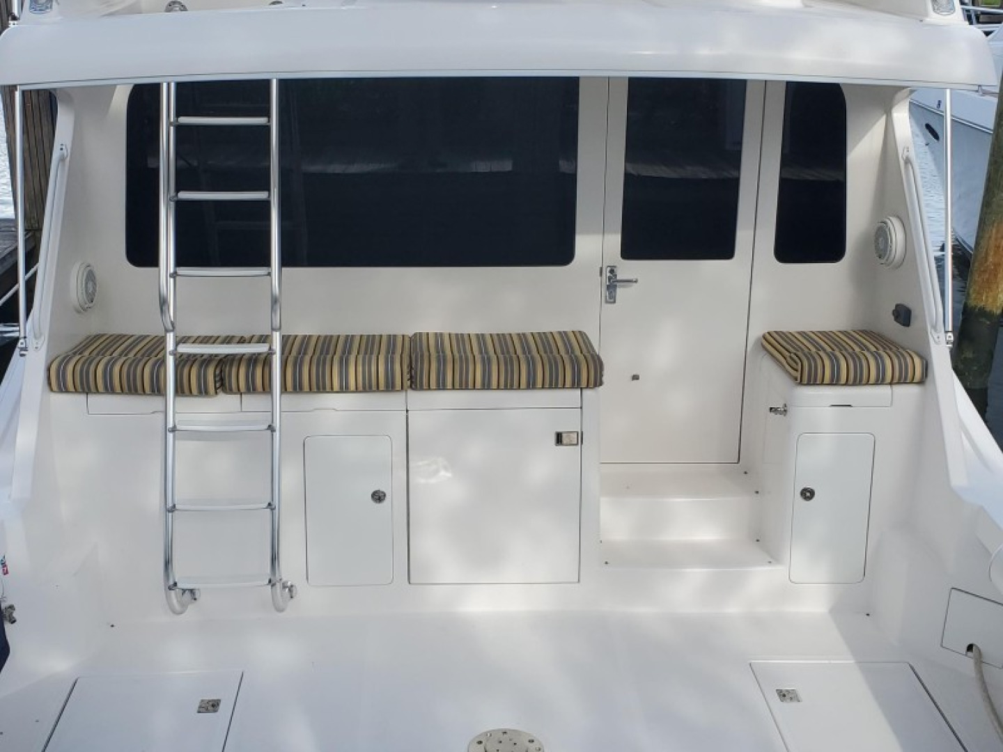 40 Cabo - Manana - Cockpit
