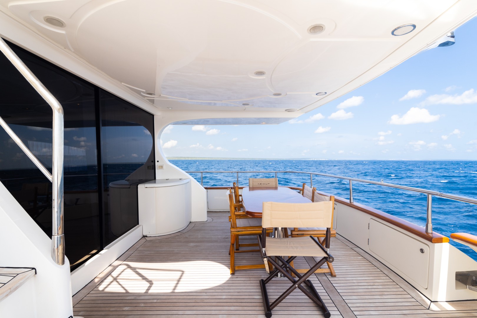 Azimut 80 - Aft Deck