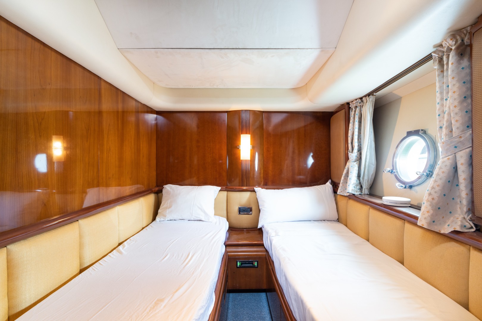 Azimut 80 - Stateroom