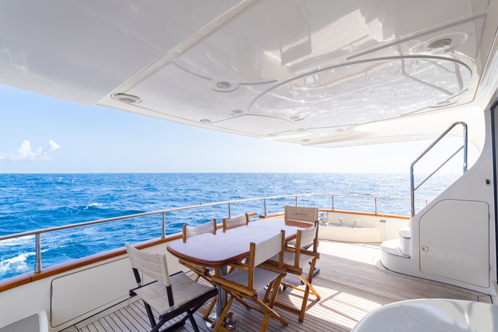 Azimut 80 - Aft Deck