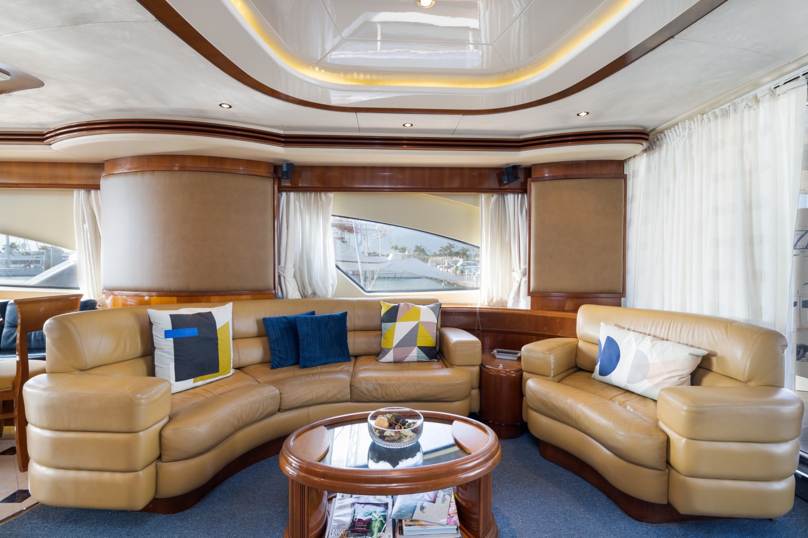 Azimut 80 - Salon