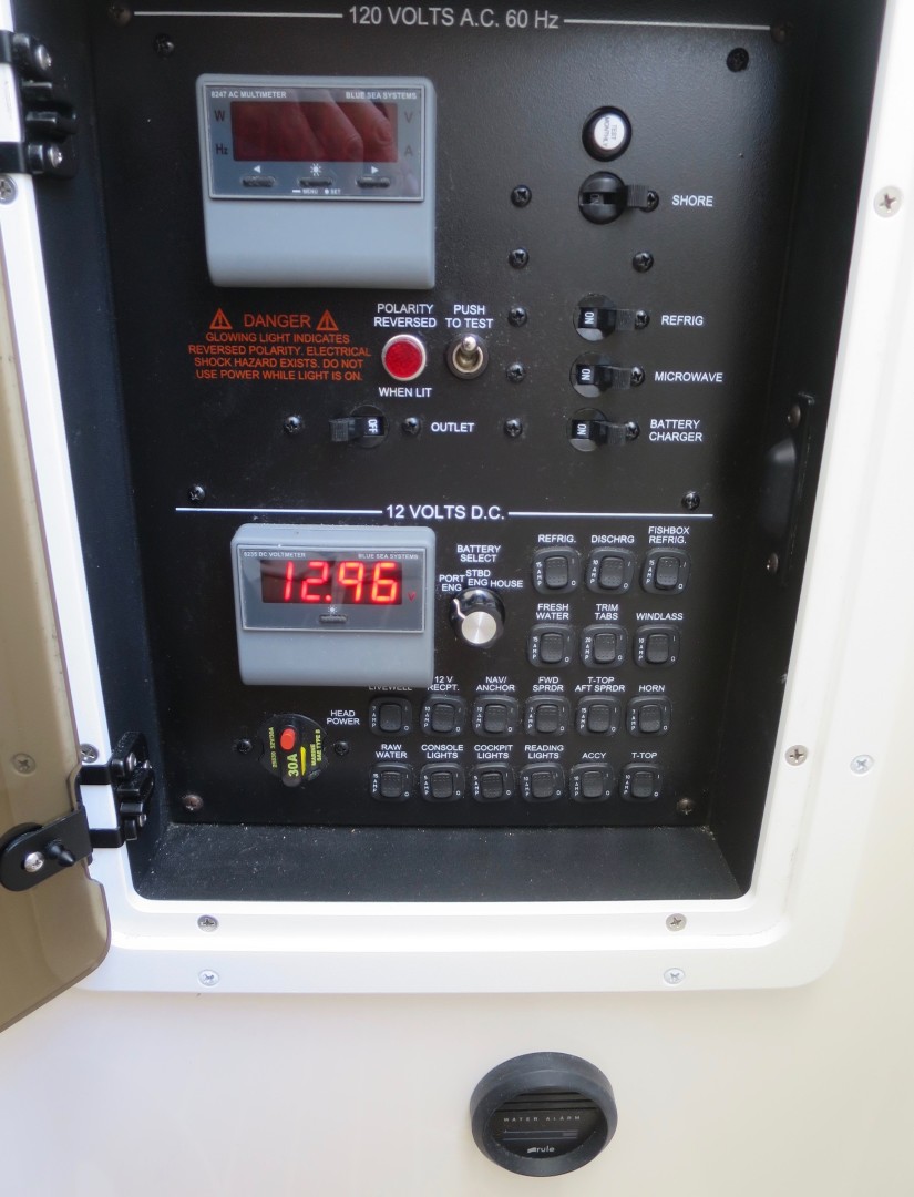 Regulator 34 - A Team - Helm Electronics