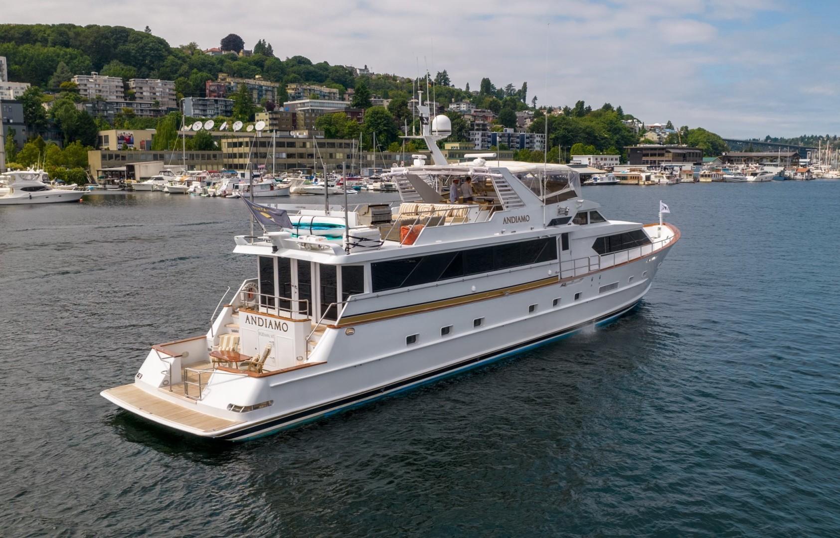 1991 Broward 102 Motoryacht - Andiamo