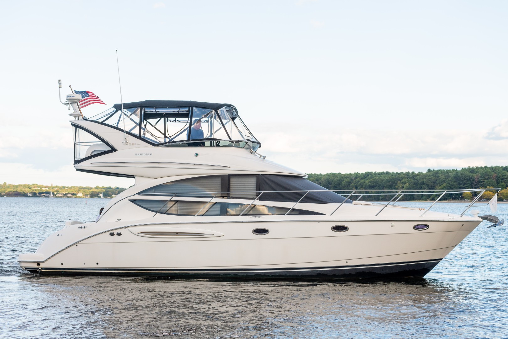 Meridian 39 - Out'n About - Exterior Profile