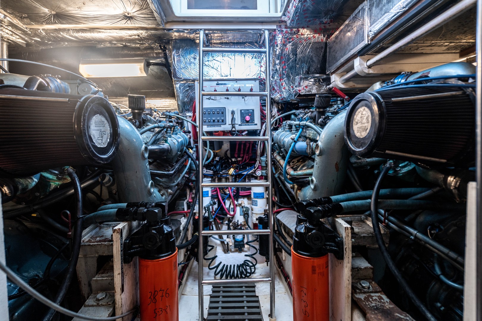 Tiara Yachts 43 - Amadeus - Engine Room