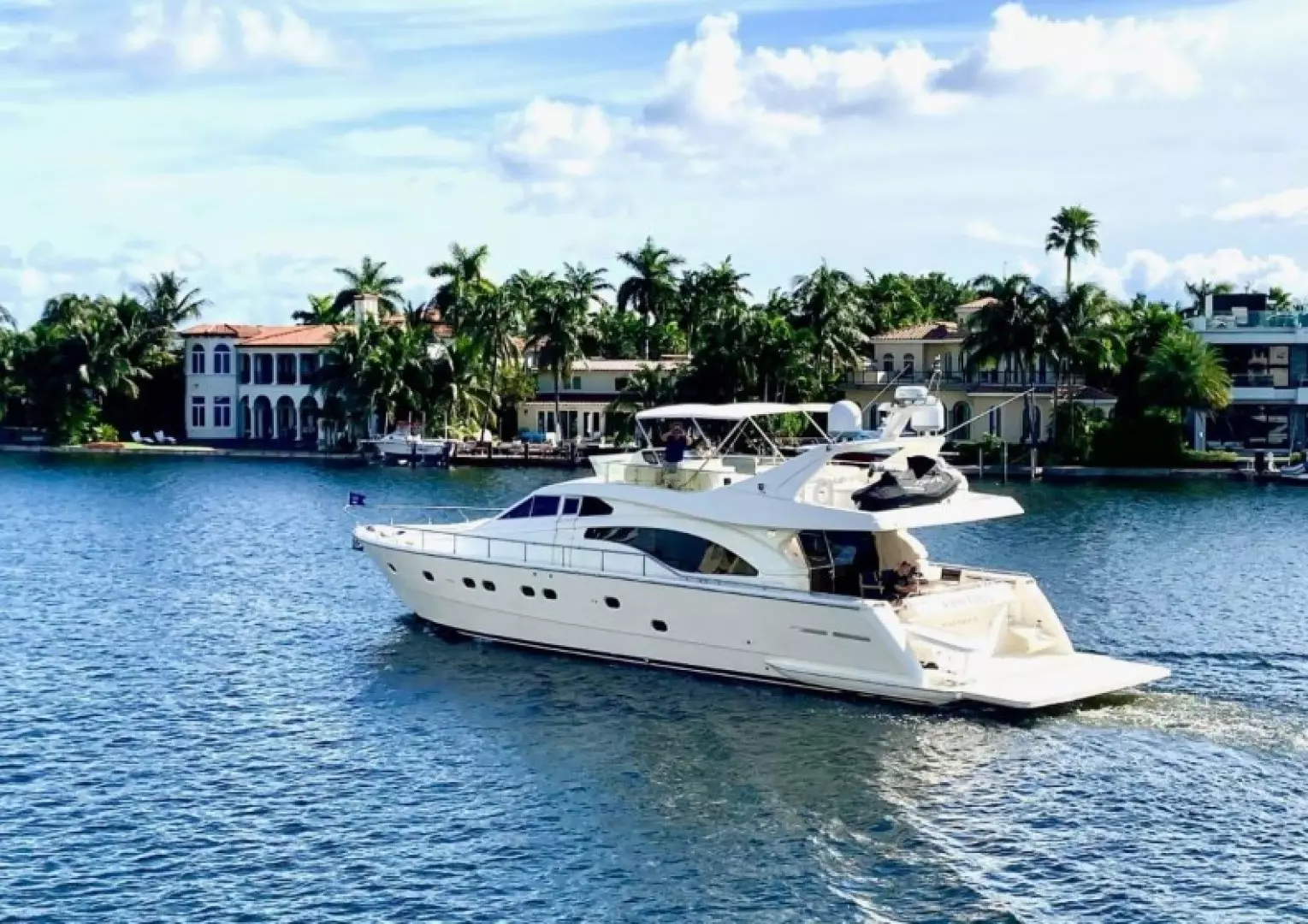 2001 68' Ferretti Yachts photo