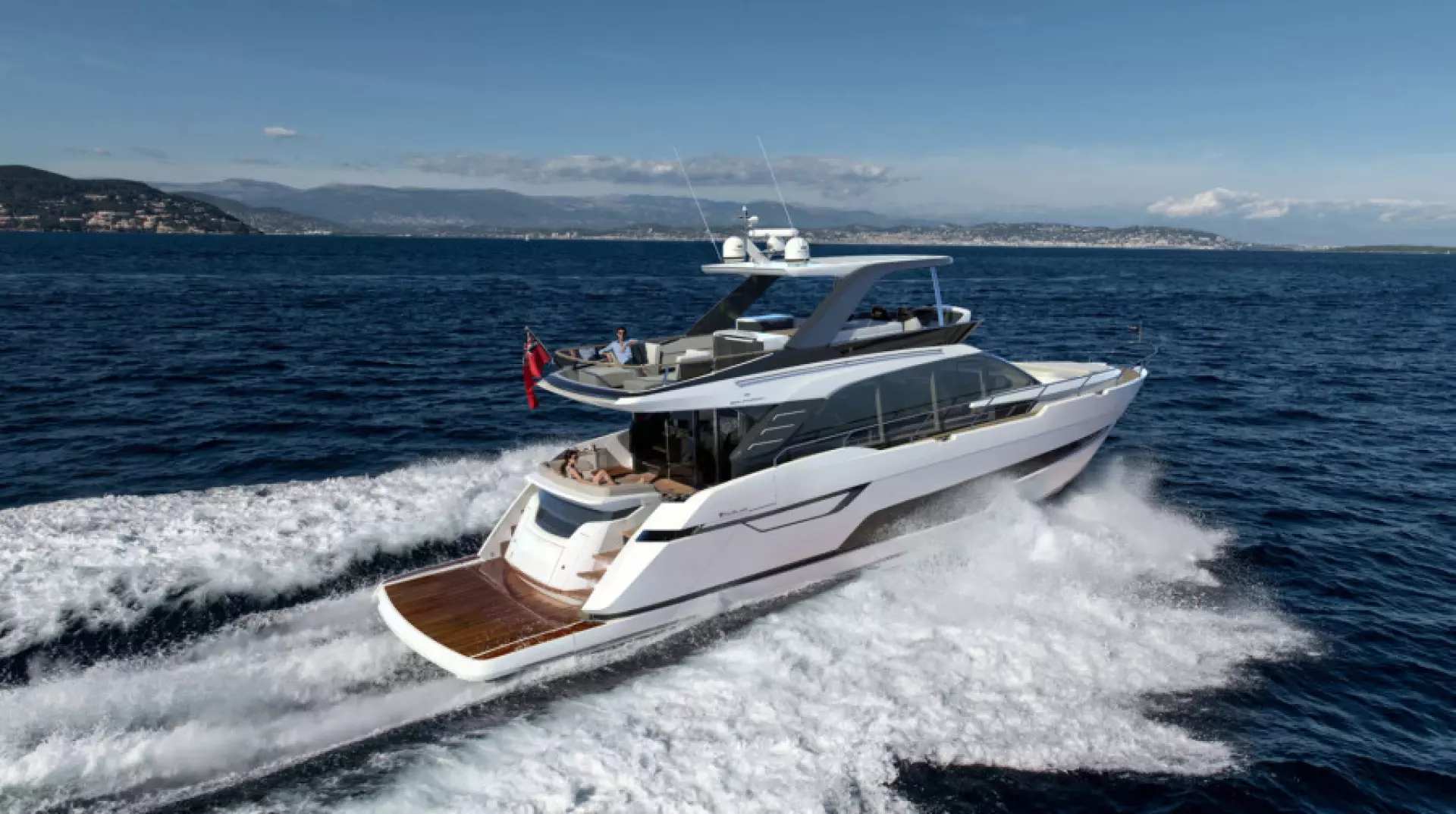 2022 69' Fairline photo