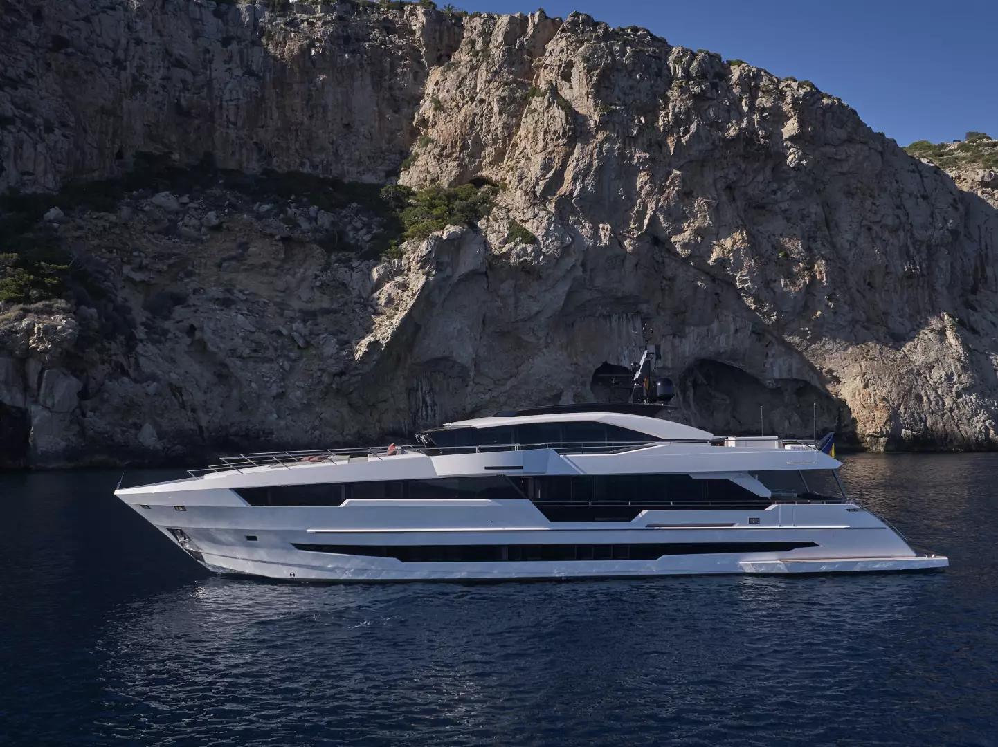 2022 110' Astondoa photo