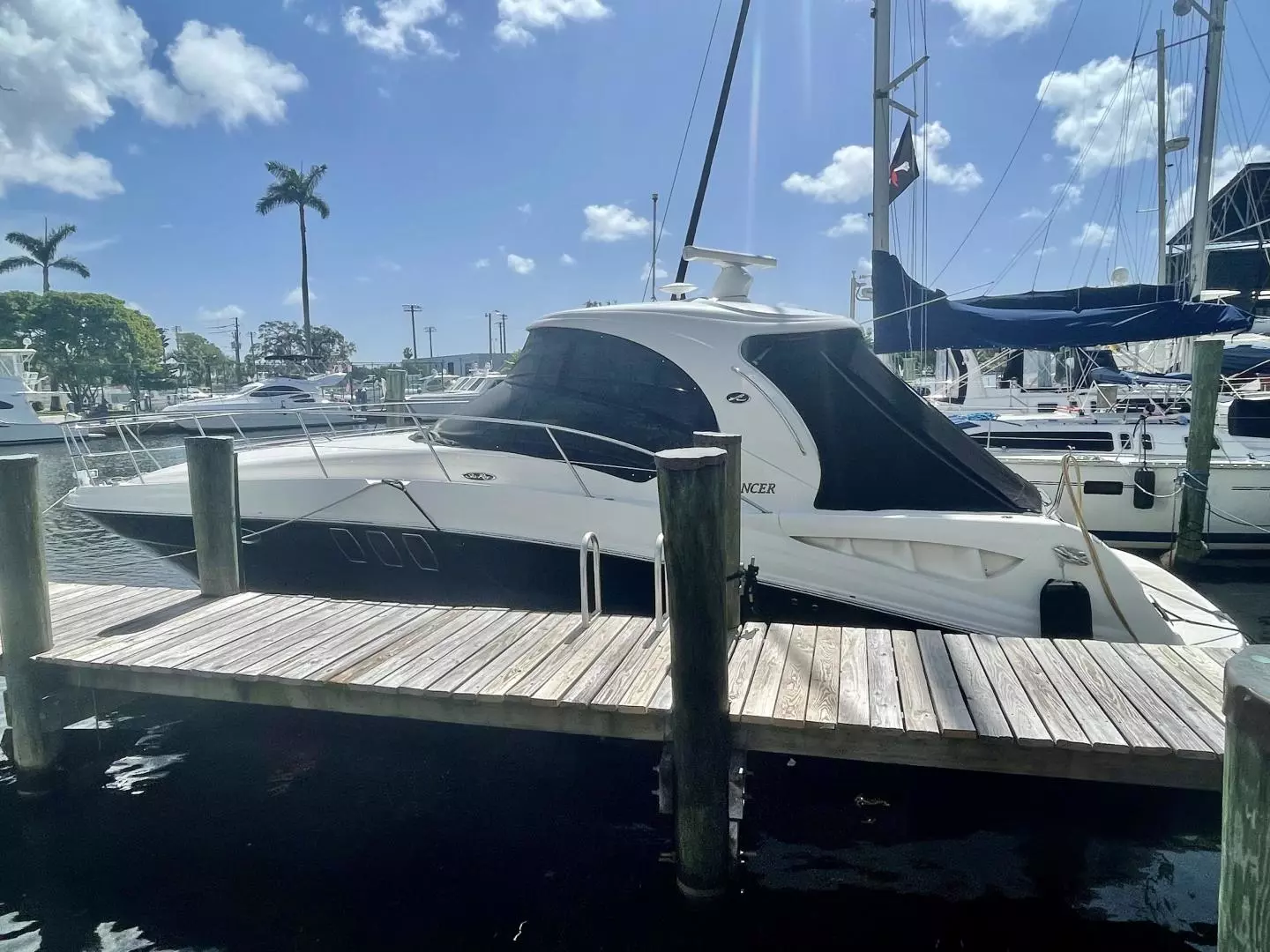 2008 40' Sea Ray photo