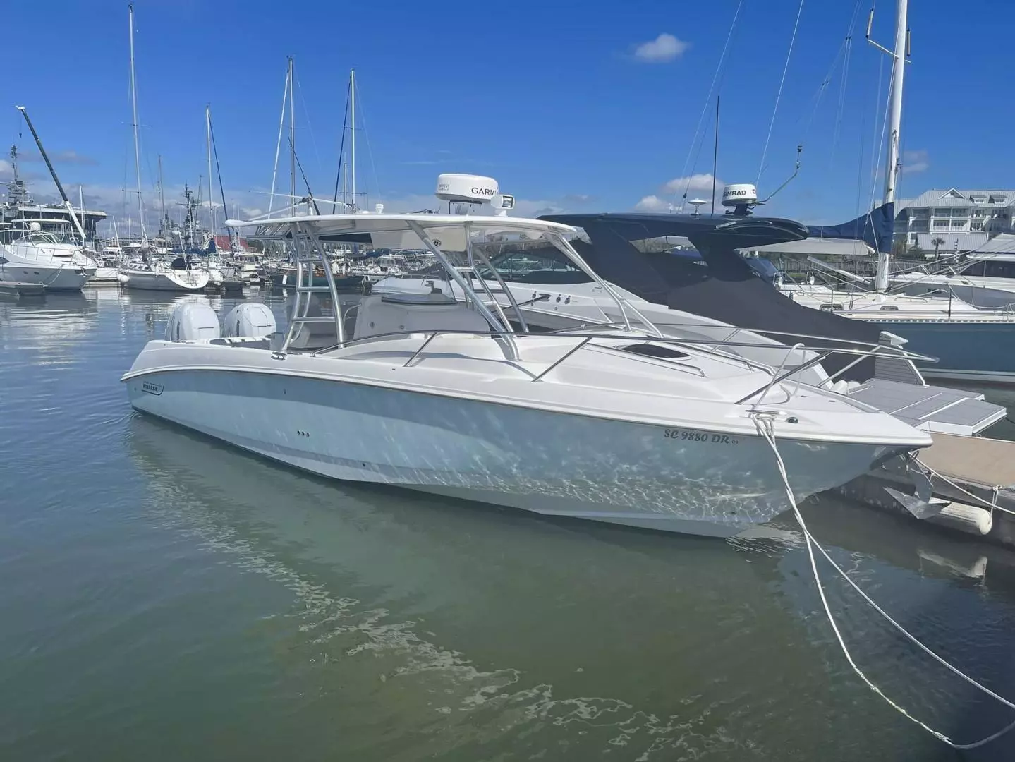 2008 32' Boston Whaler photo