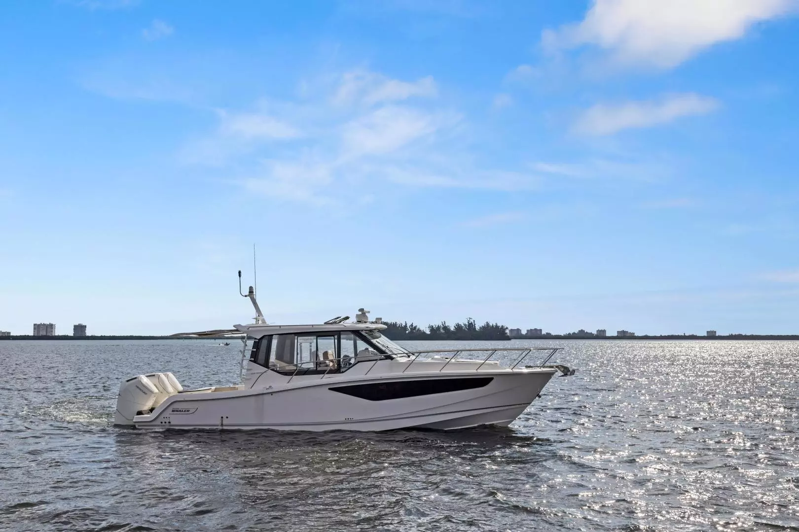 2022 40' Boston Whaler photo