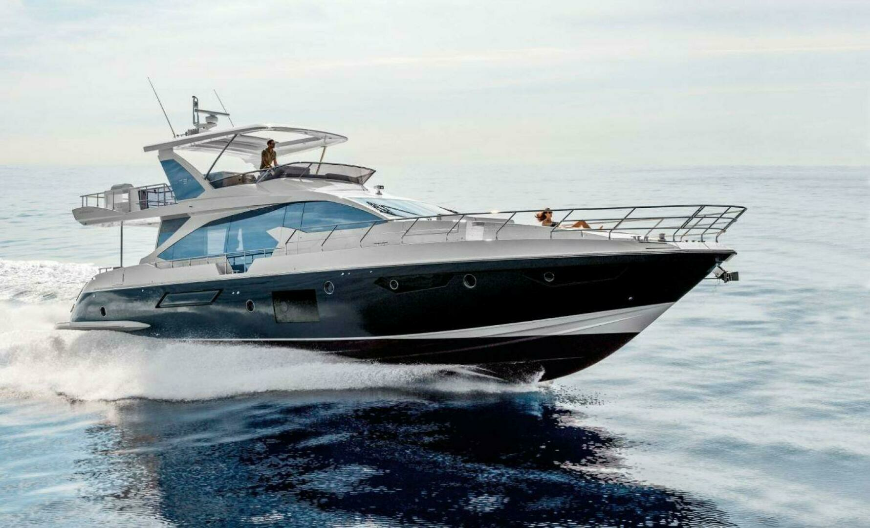 2020 74' Azimut photo