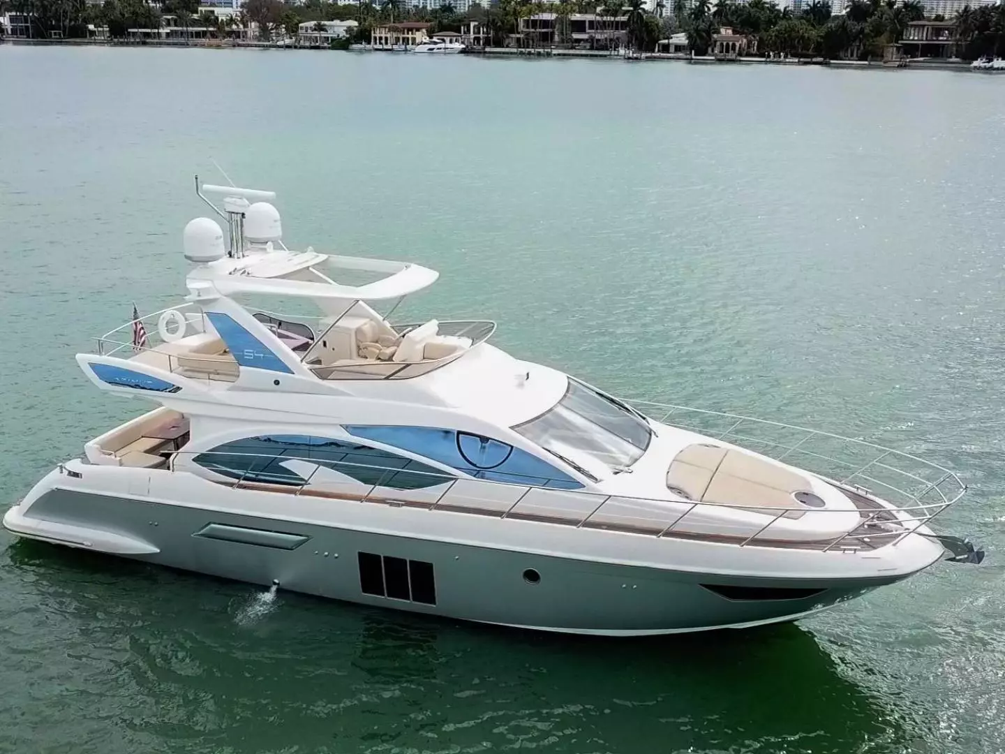 2013 54' Azimut photo