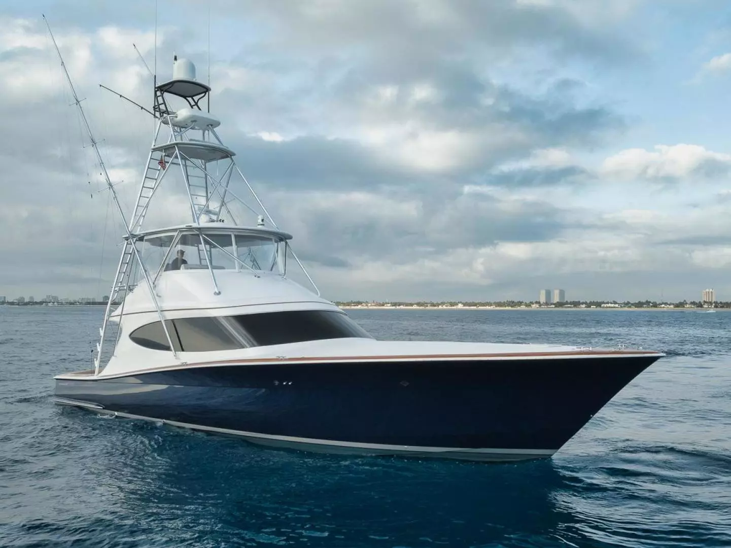 2020 59' Hatteras photo