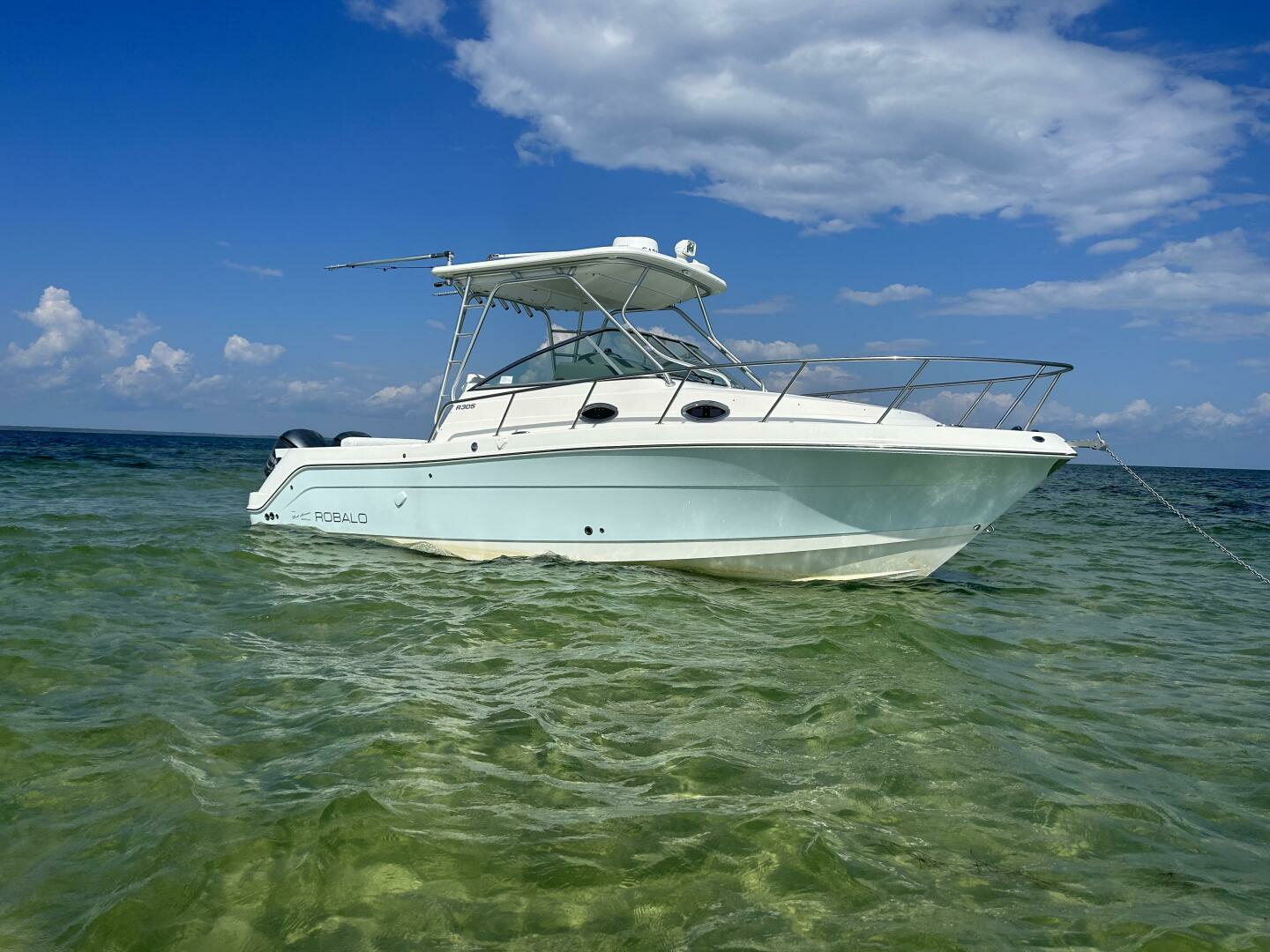 2015 30' Robalo photo