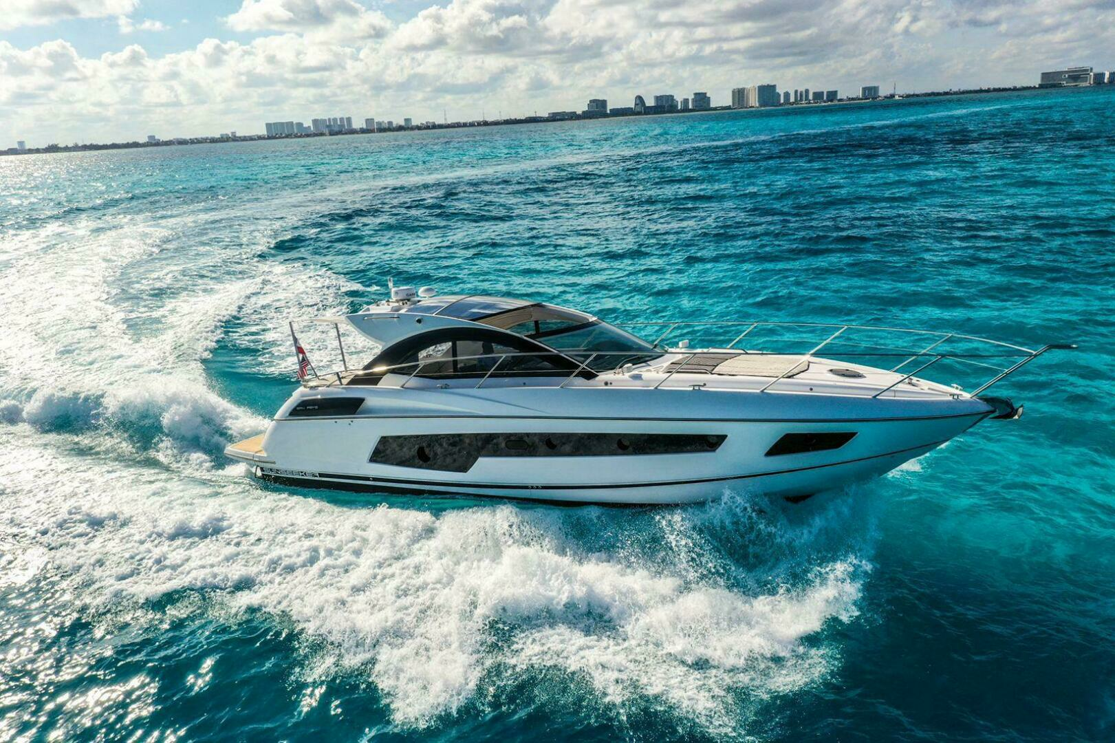 2015 53' Sunseeker photo