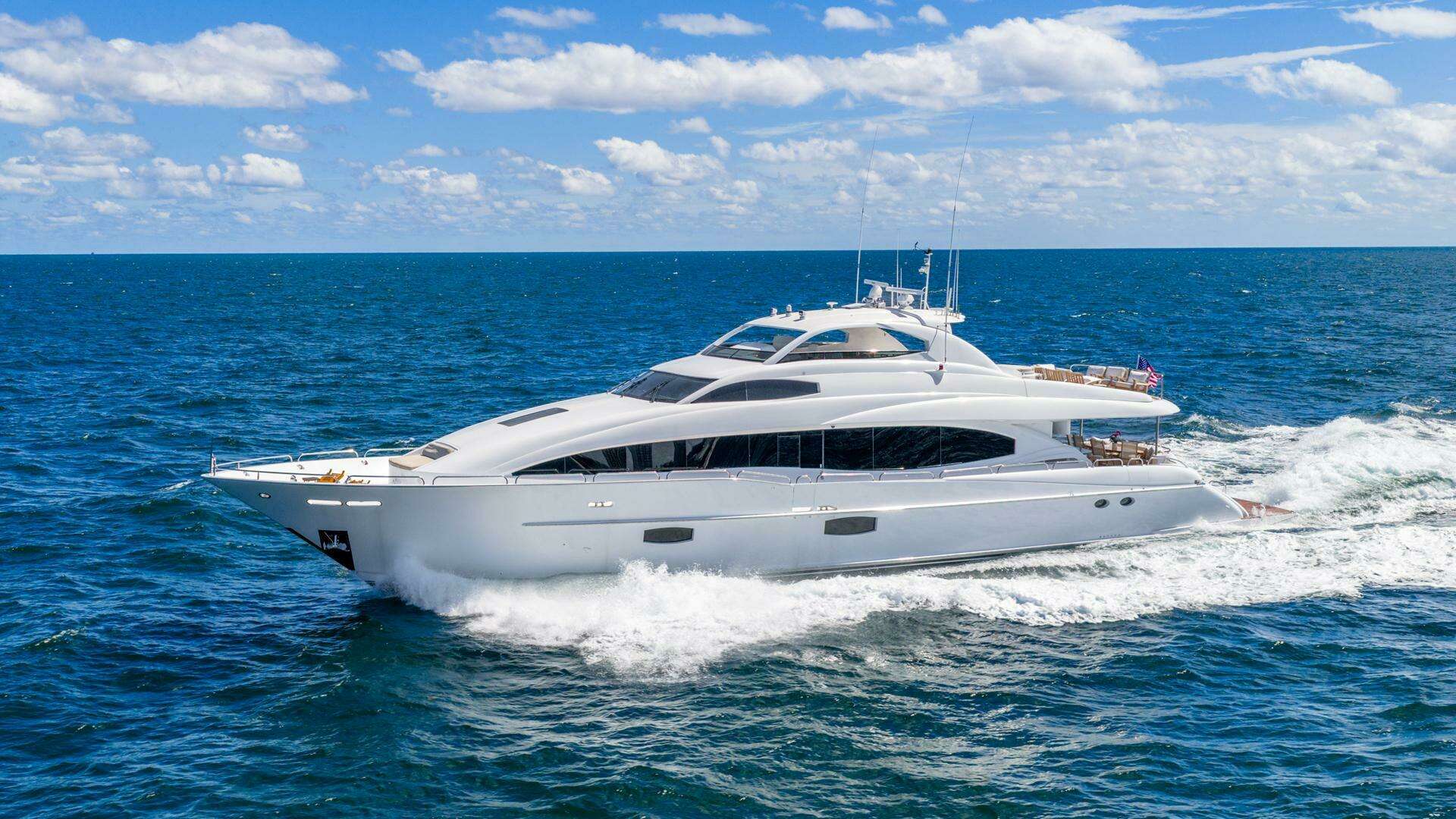 2008 116' Lazzara Yachts photo