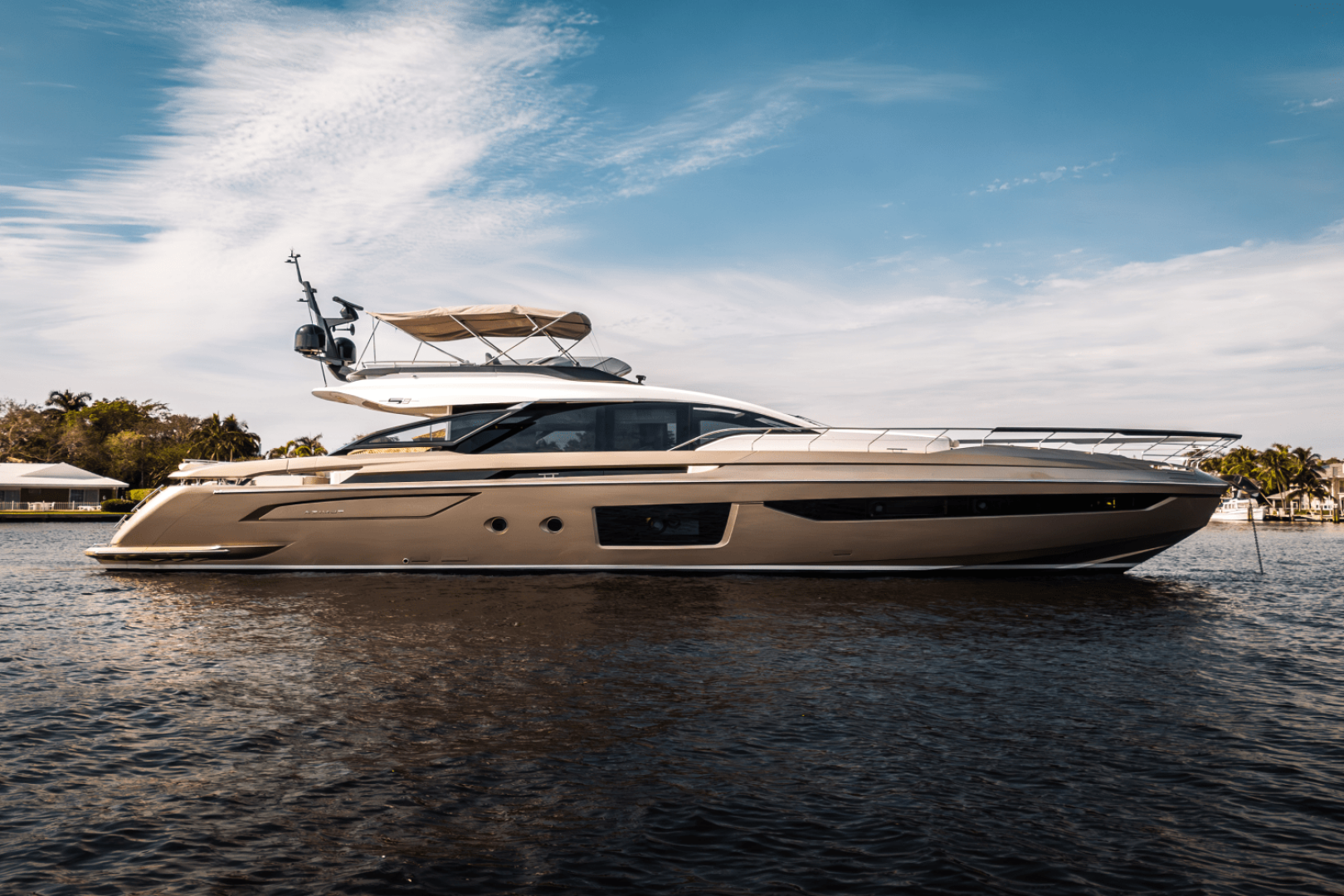 2024 80' Azimut photo