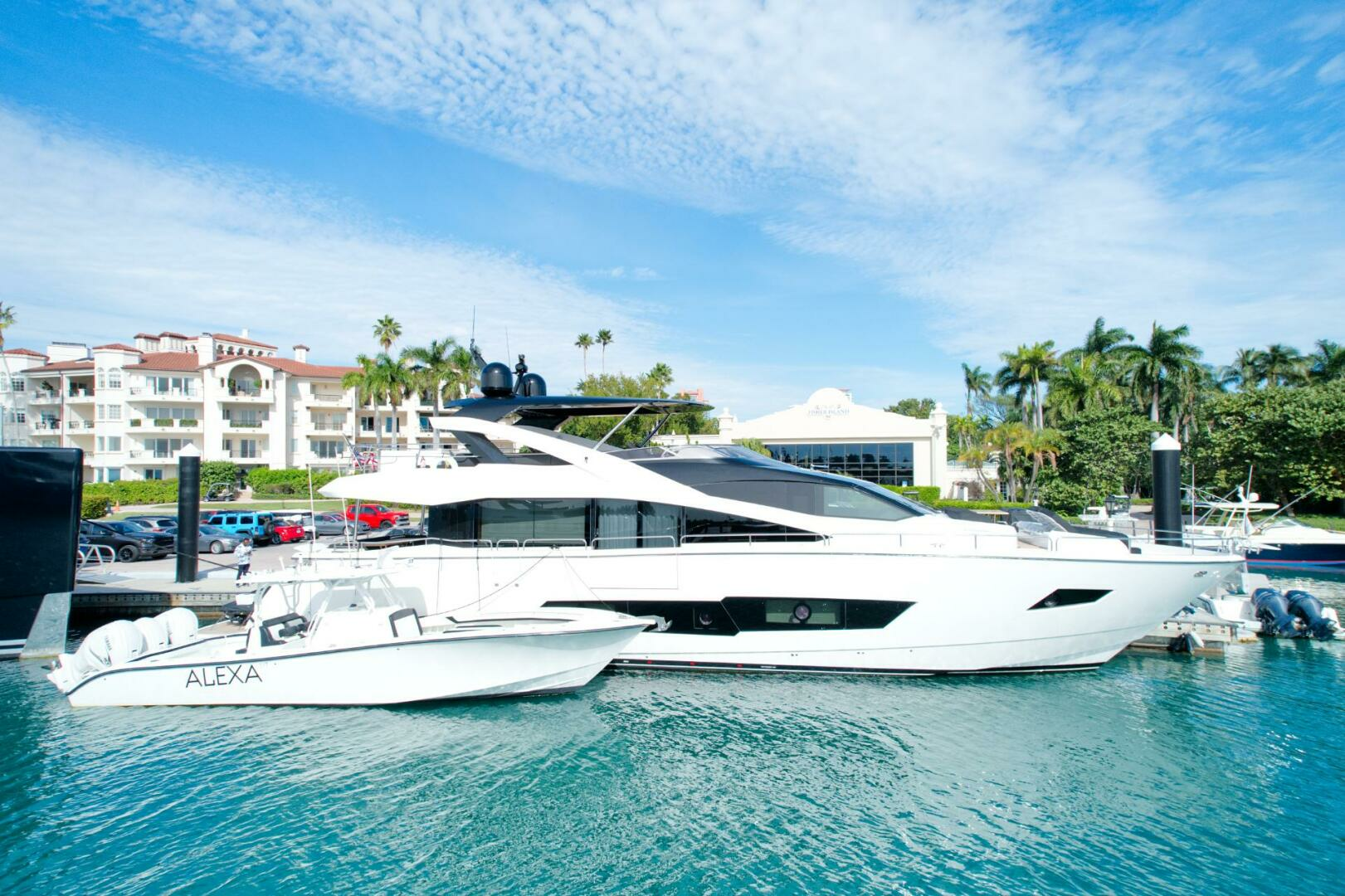 2018 86' Sunseeker photo
