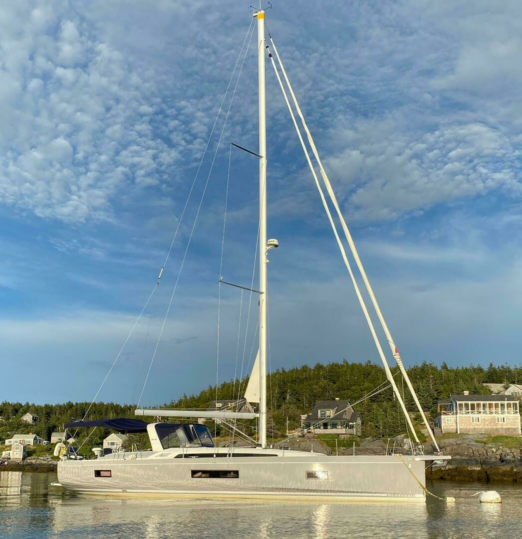 2019 51' Beneteau photo