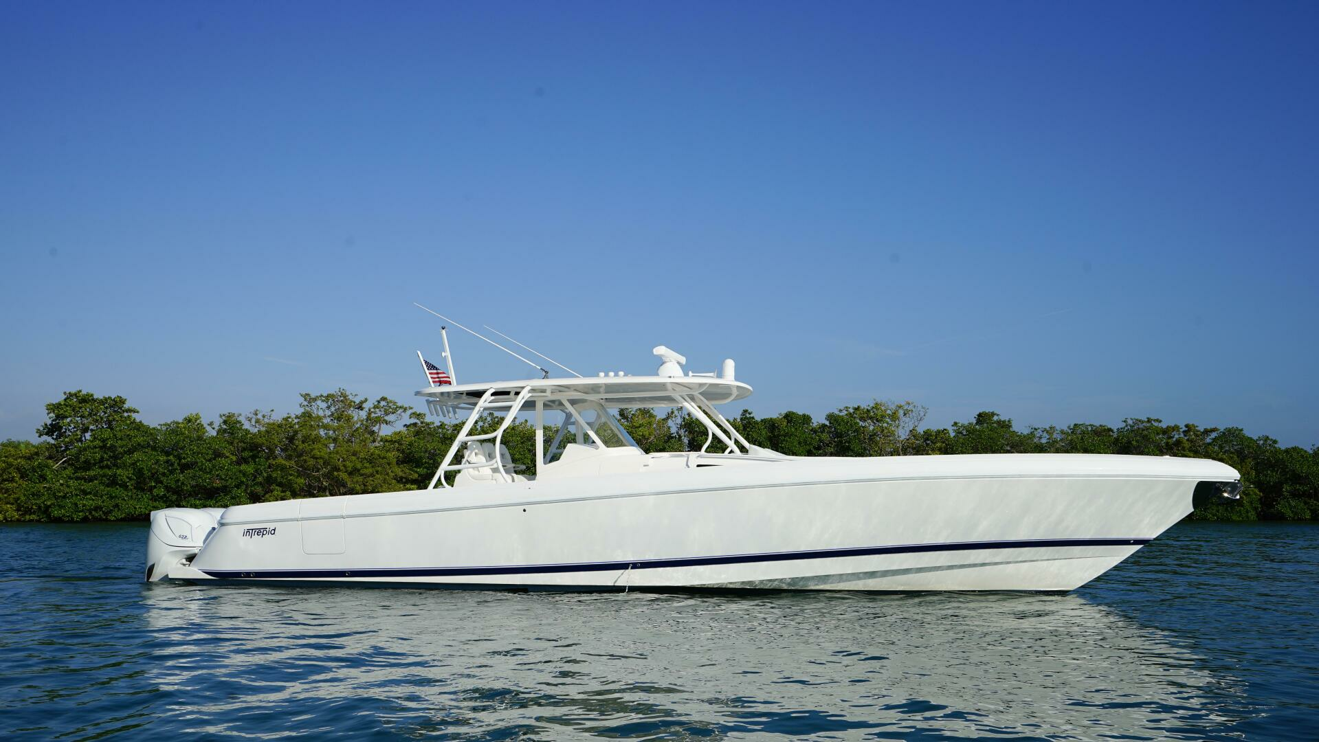 2016 47' Intrepid photo