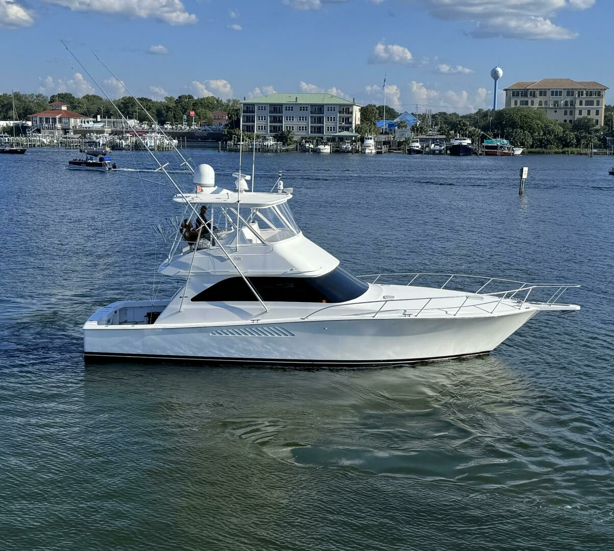 2006 45' Viking photo