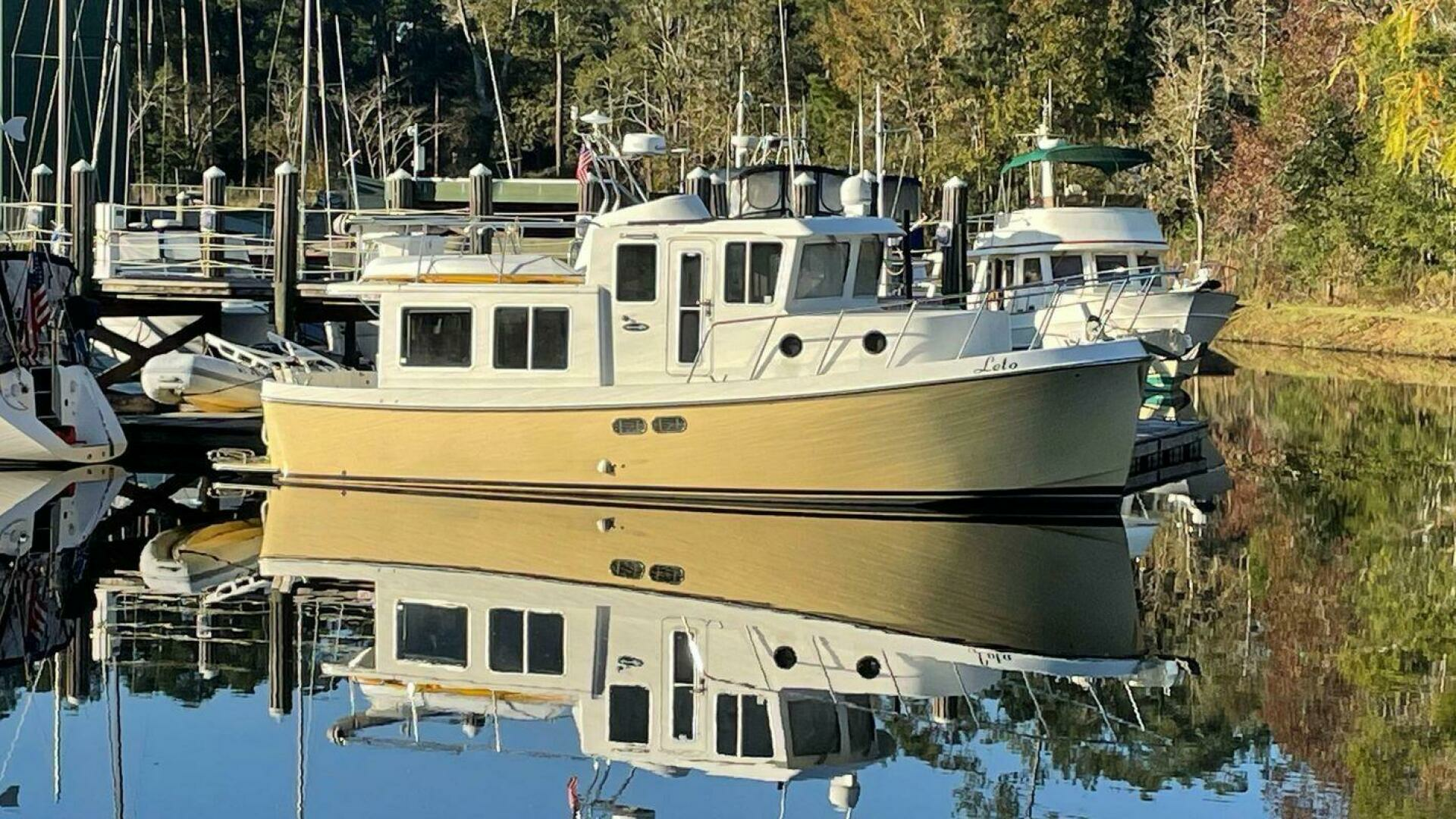 2001 34' American Tug photo