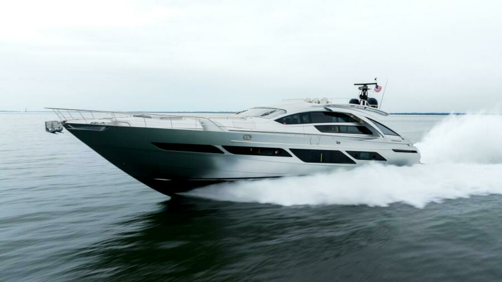 2022 92' Pershing photo