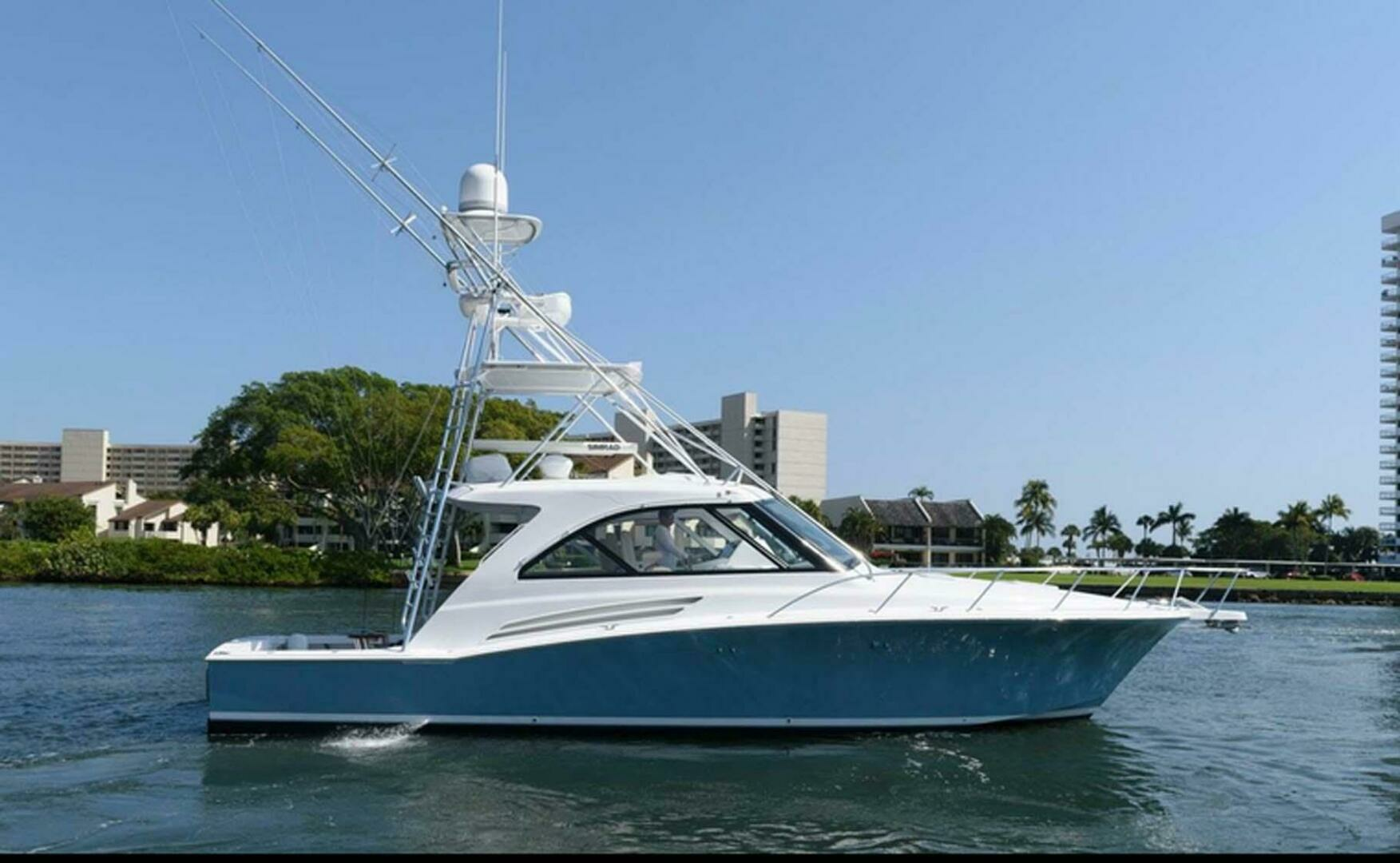 2015 45' Hatteras photo