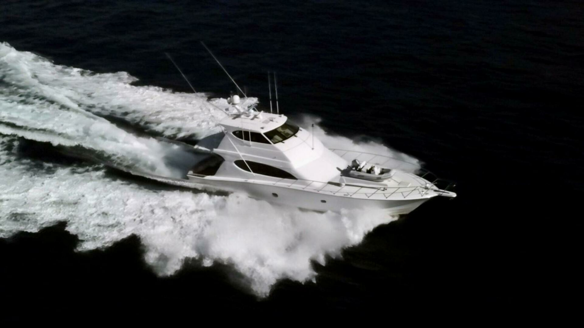 2006 68' Hatteras photo