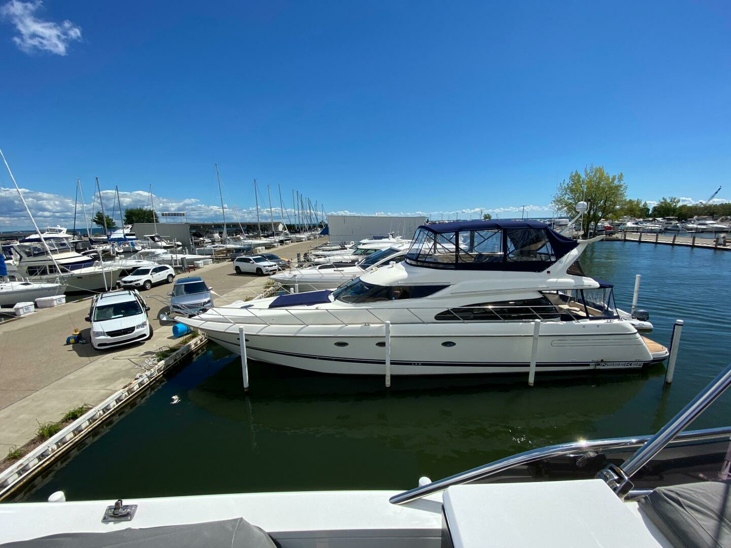 1998 62' Sunseeker photo