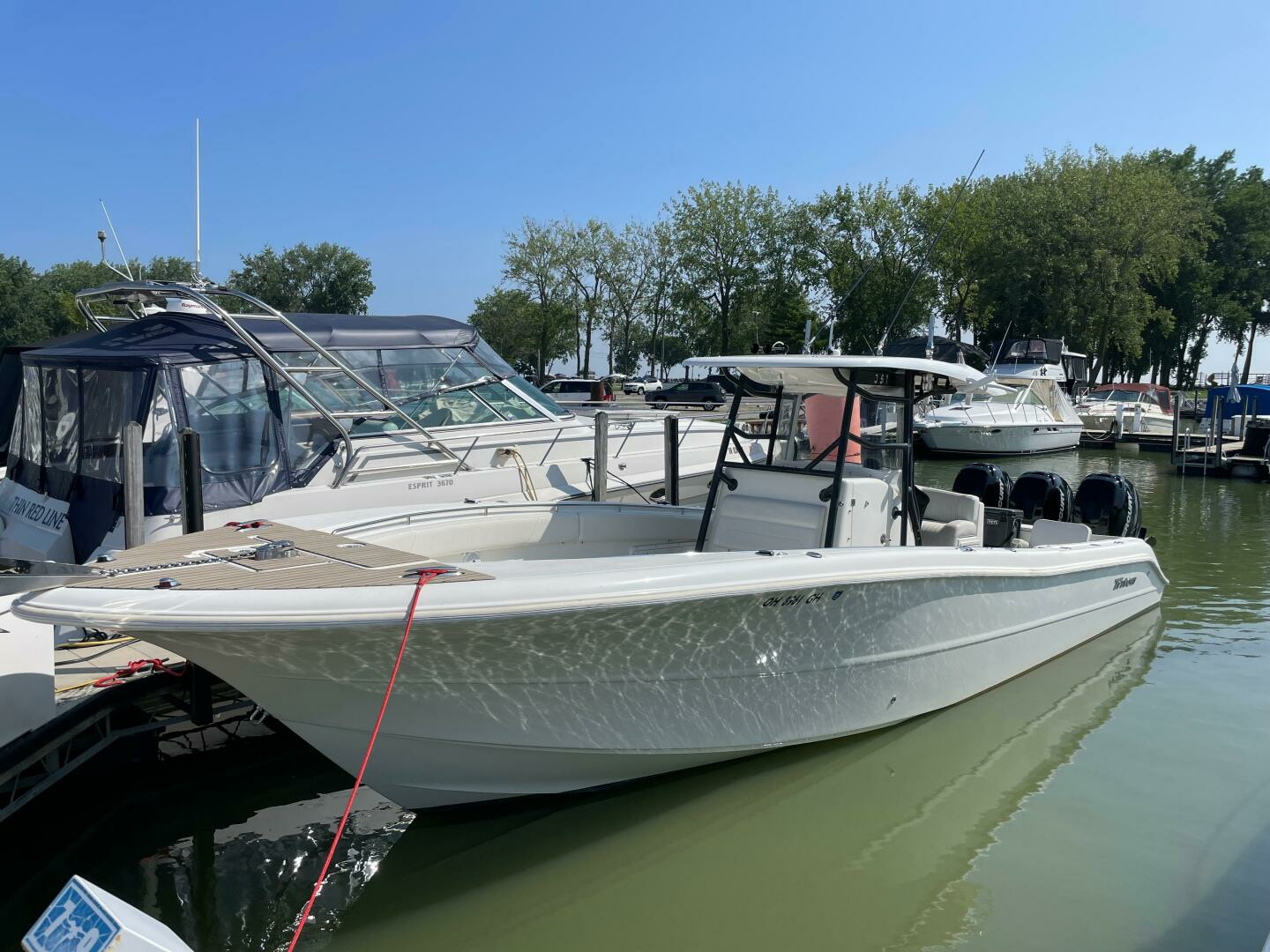 2009 35' Triton photo