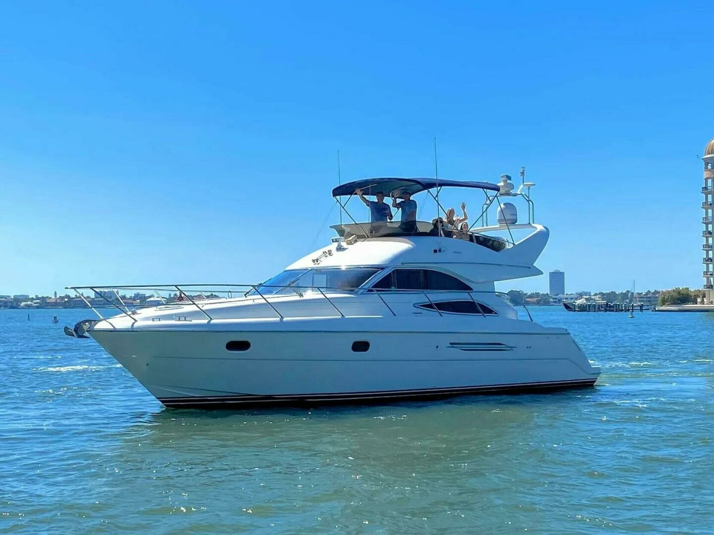 2001 45' Viking Princess photo
