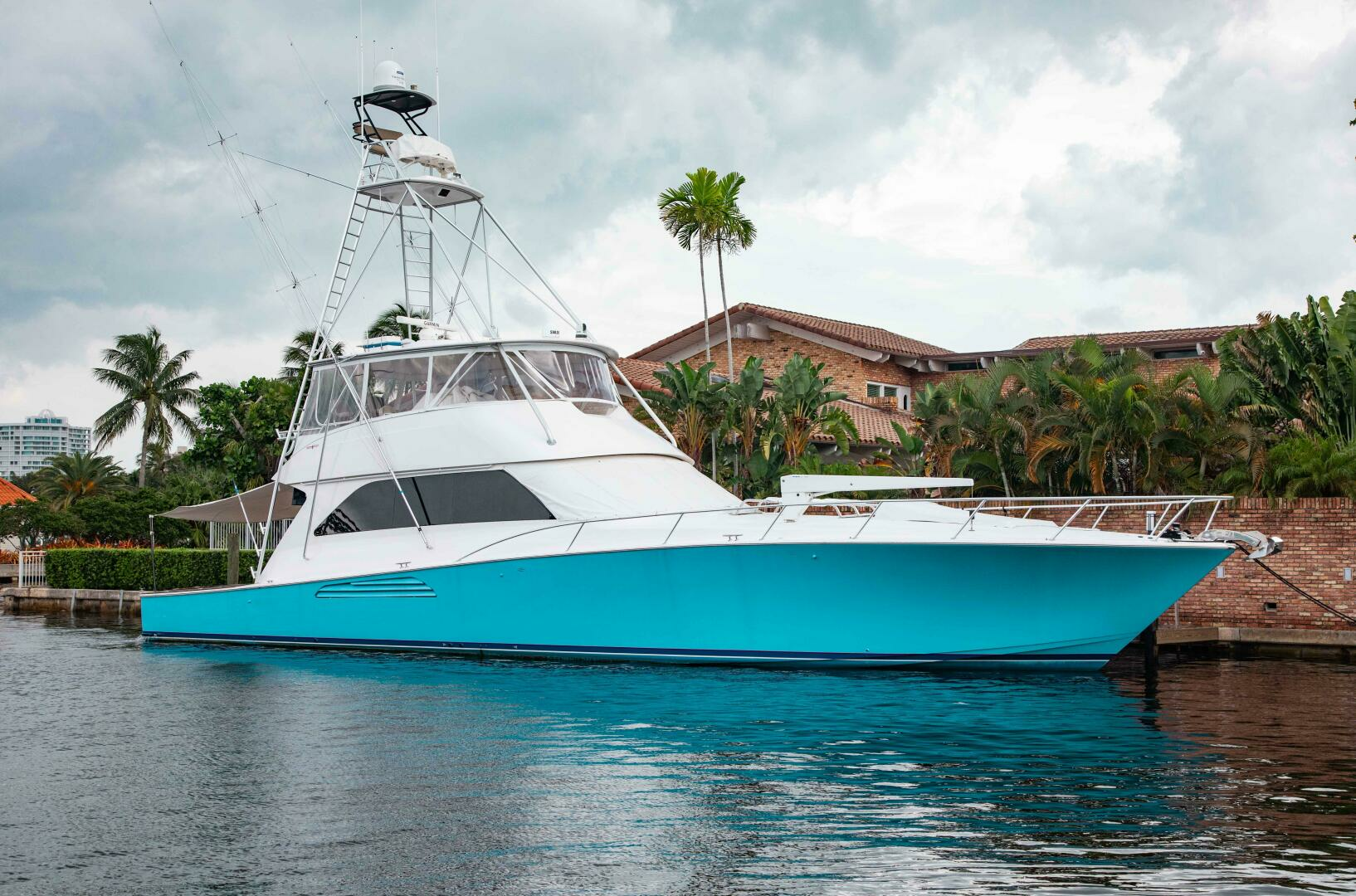 2006 74' Viking photo