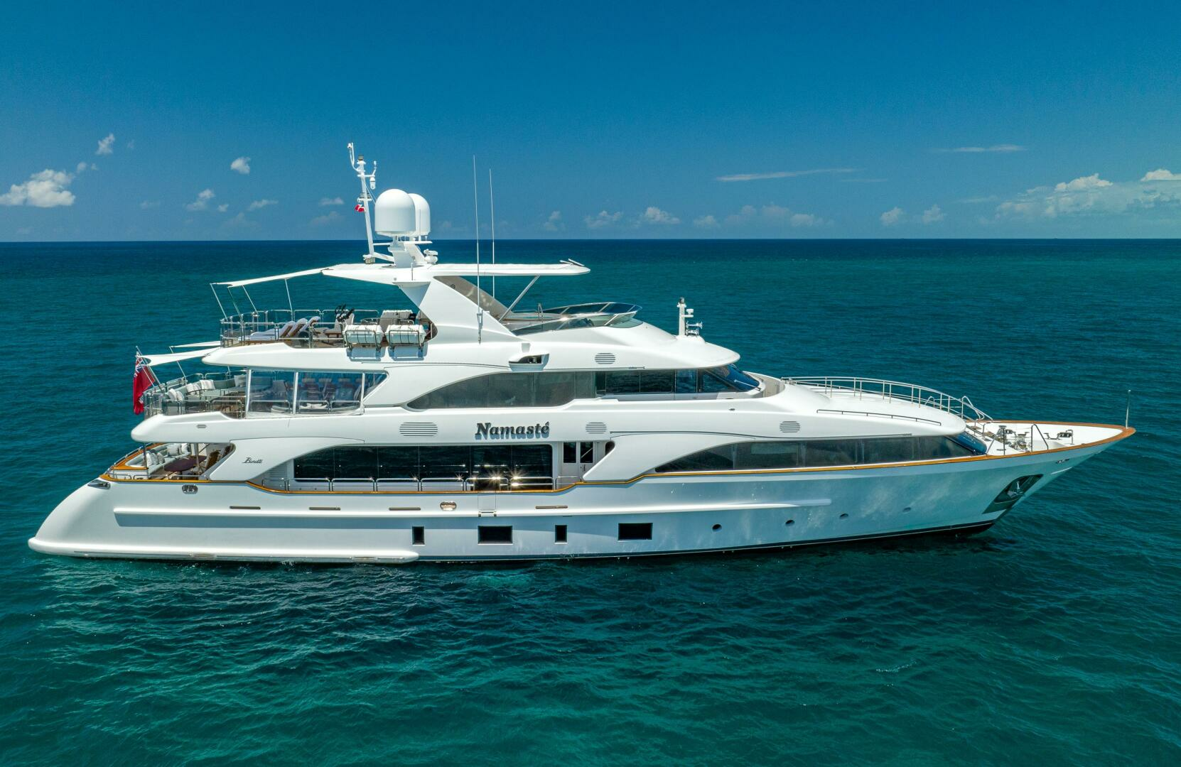 2013 121' Benetti photo