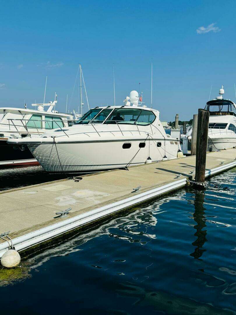 2007 39' Tiara Yachts photo