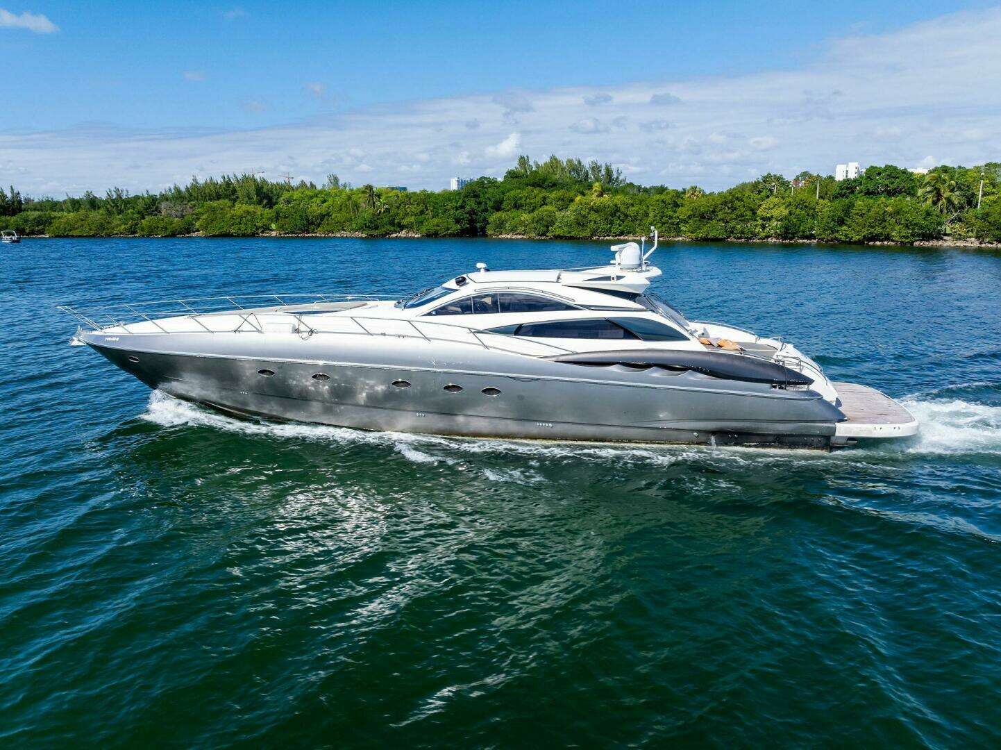 2001 75' Sunseeker photo