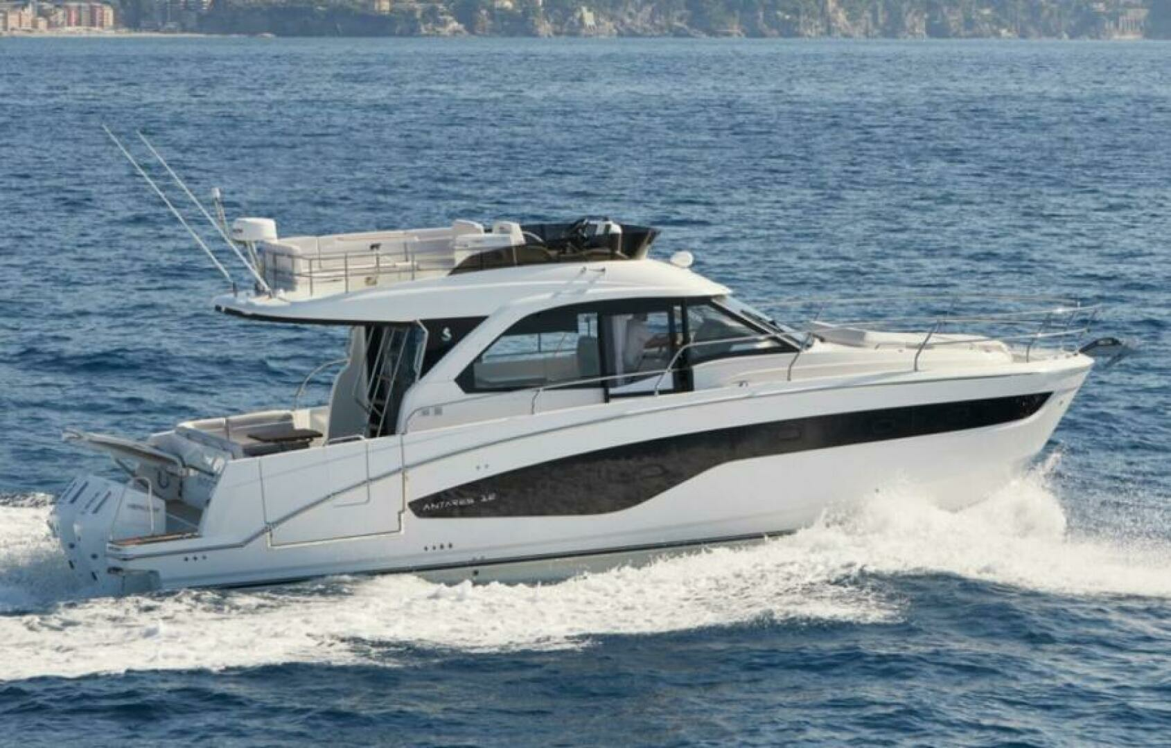 2026 42' Beneteau photo