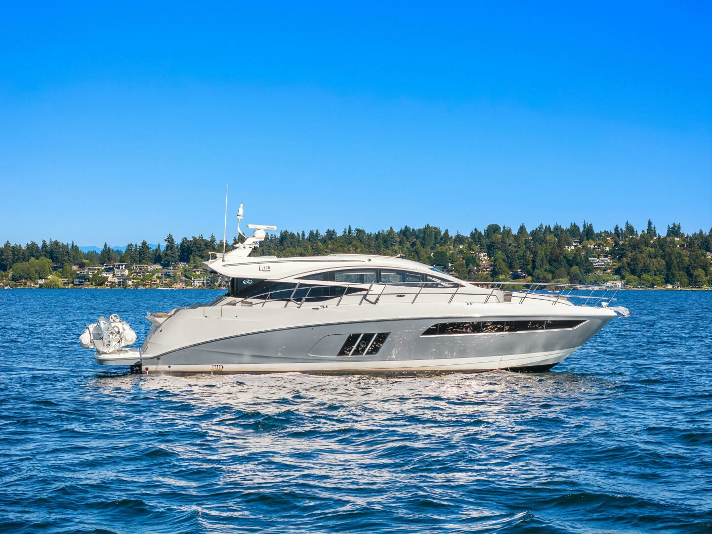 2017 59' Sea Ray photo